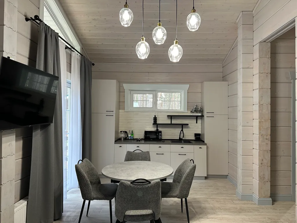 Домик из бруса в сосновом бору