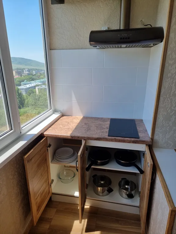 Шикарная трёшка с видом на горы и город