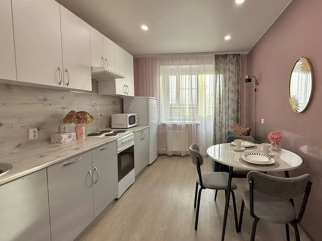 Просторная однушка в новом доме с большой парковкой