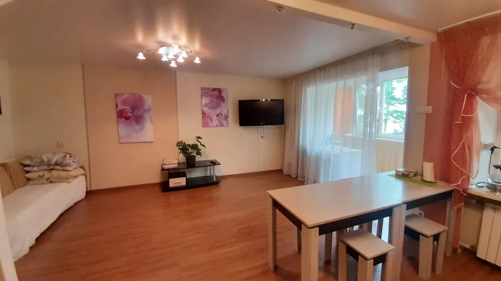 Уютная 2-комнатная квартира почти в центре — аренда посуточно в Владивосток