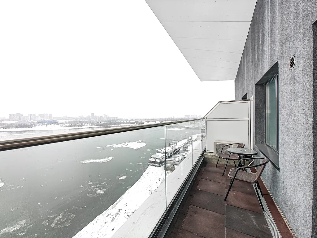 Люкс апартаменты с открытой террасой вид на реку высокий этаж