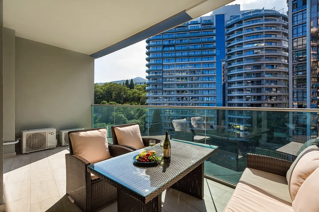 Квартира Апартаменты зазеркалье Приморский парк Ялта — аренда посуточно в Ялта