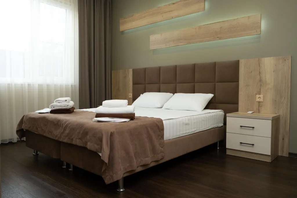 Дом с бассейном