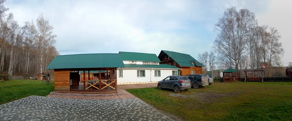 Благоустроенный дом 100кв.м с березовым лесом на территории.