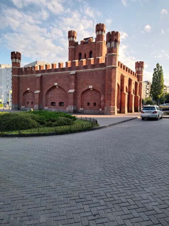 Квартира Квартира в историческом районе с панорамным видом на стадион, реку — Калининград