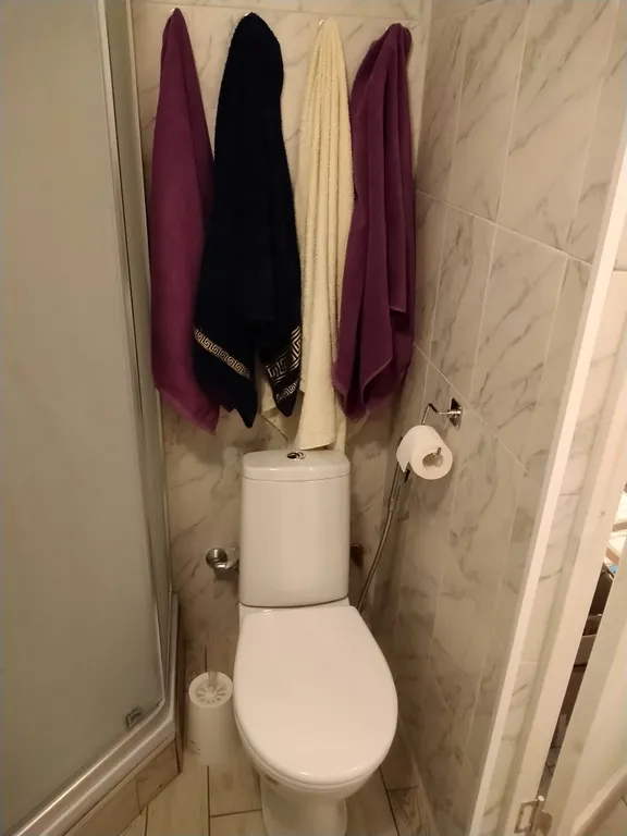 Дом усадьбы Александровские Горы на берегу озера Кривое