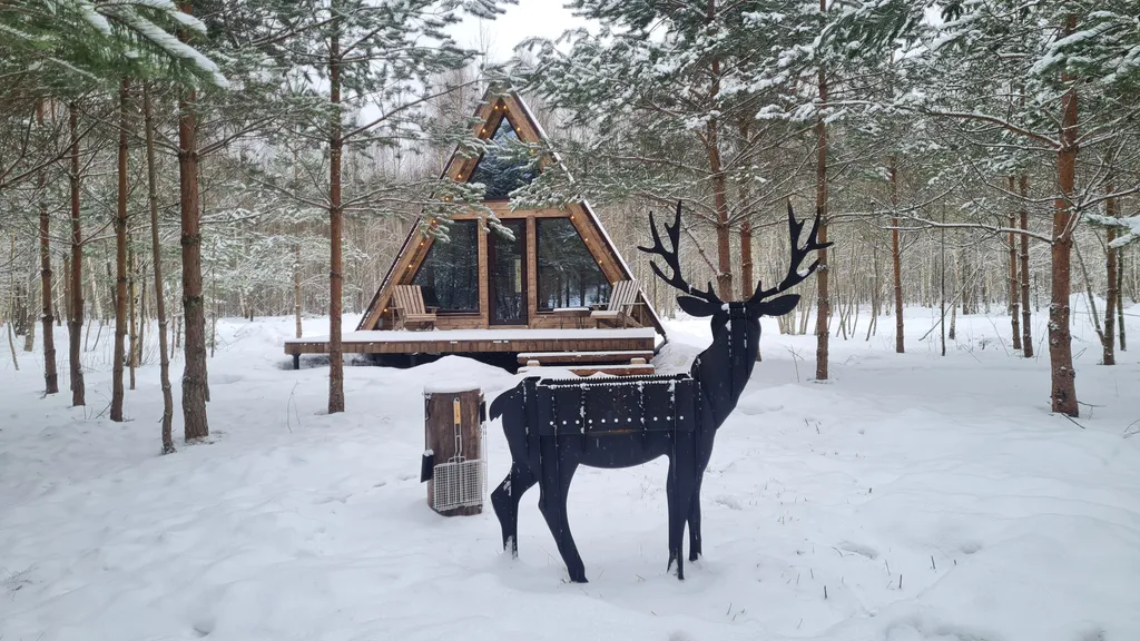 Домик в лесу Волчье логово