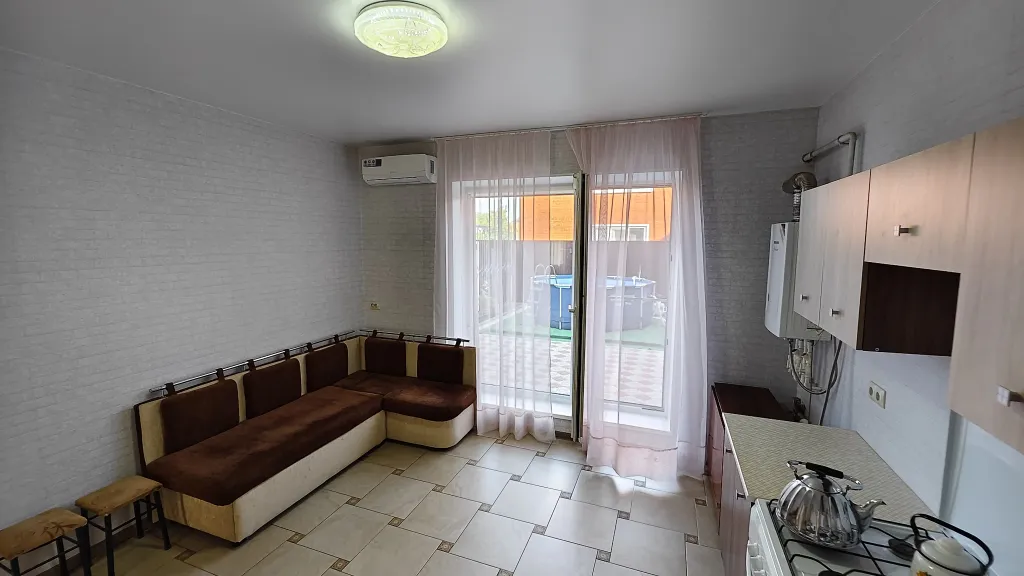 Кухаренко у друзей