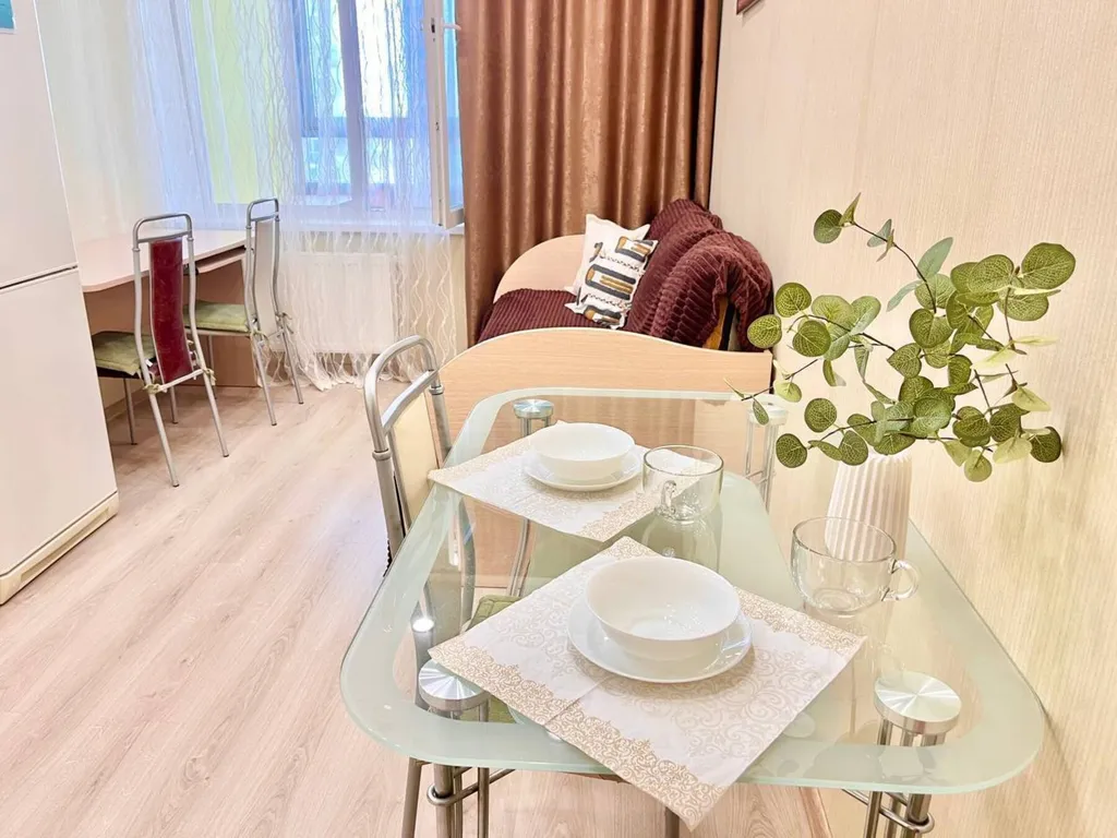 Евродвушка Апарт Гулливер с лоджией в центре