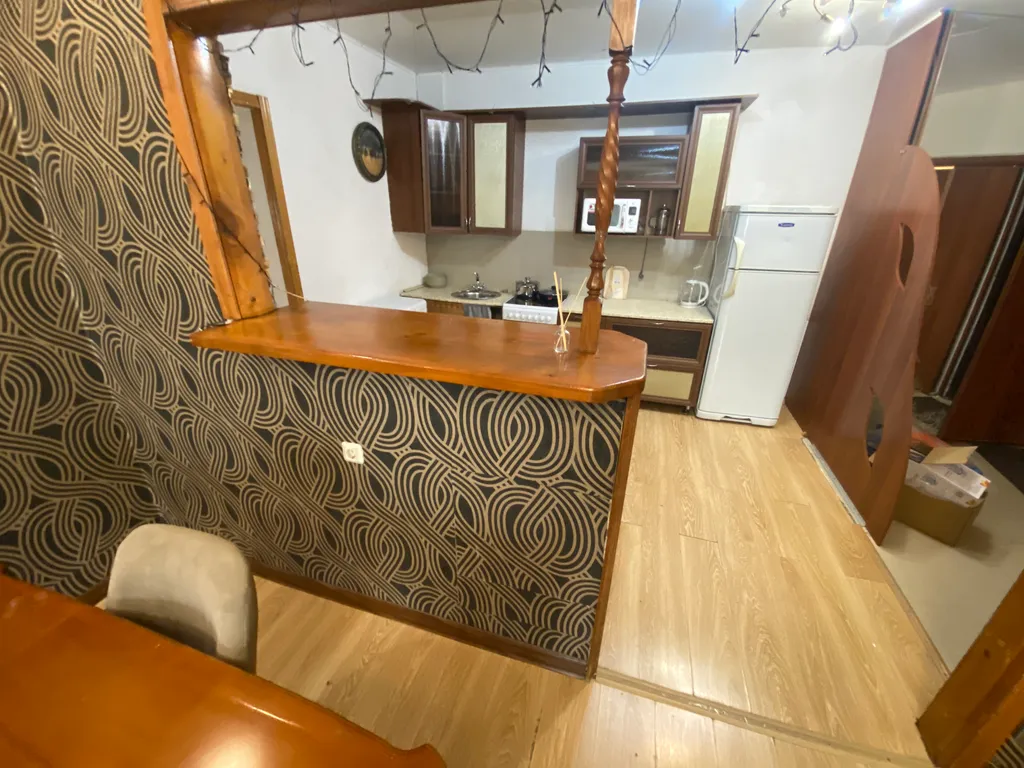 Комфортная трехкомнатная квартира возле Академии Здоровья