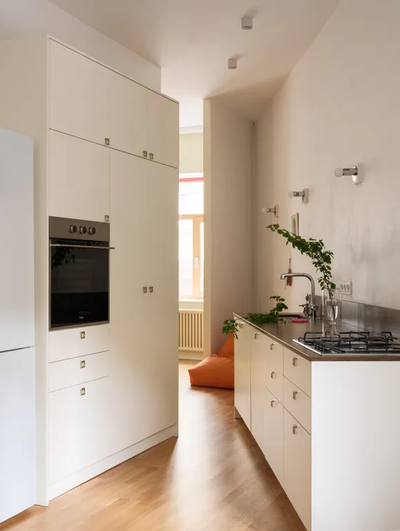 Апартаменты с тремя спальнями на Петроградской стороне