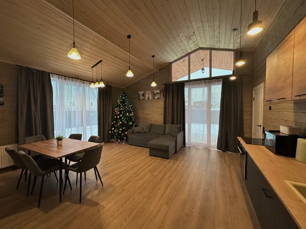 4-комнатный Дом