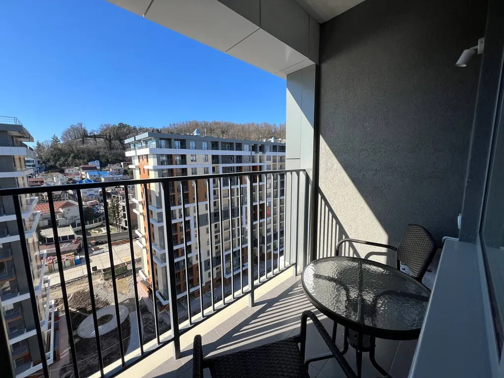 Просторный апартамент с видом на море и горы