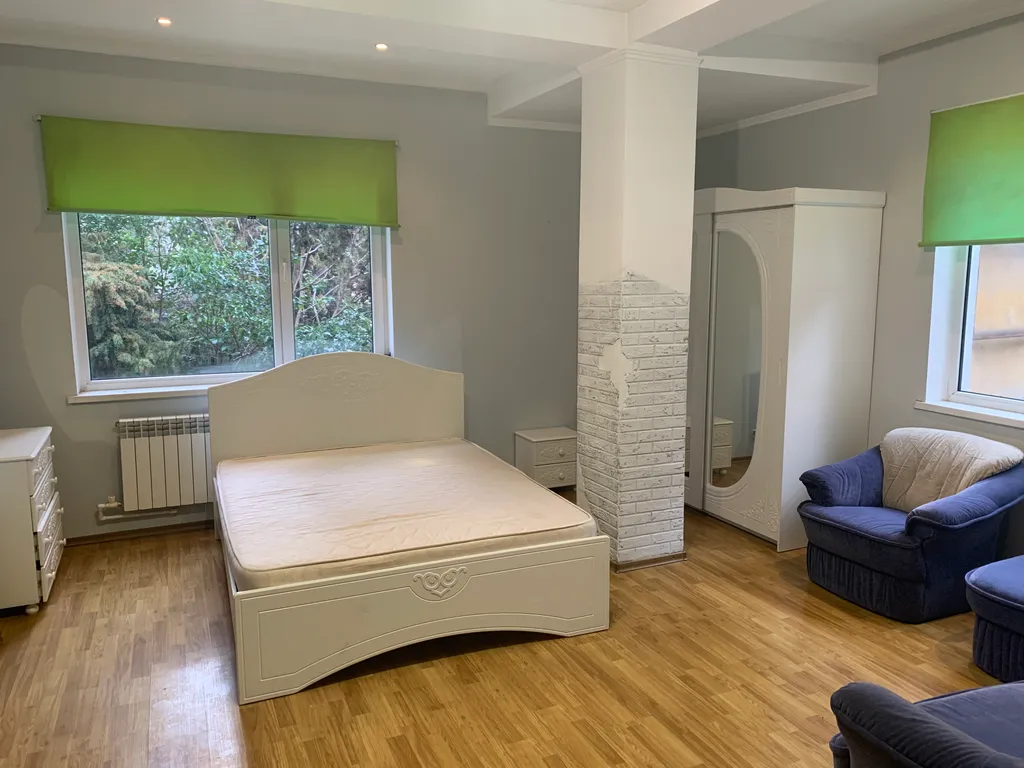 Апартаменты в самом центре до 5-ти человек с бесплатным паркингом