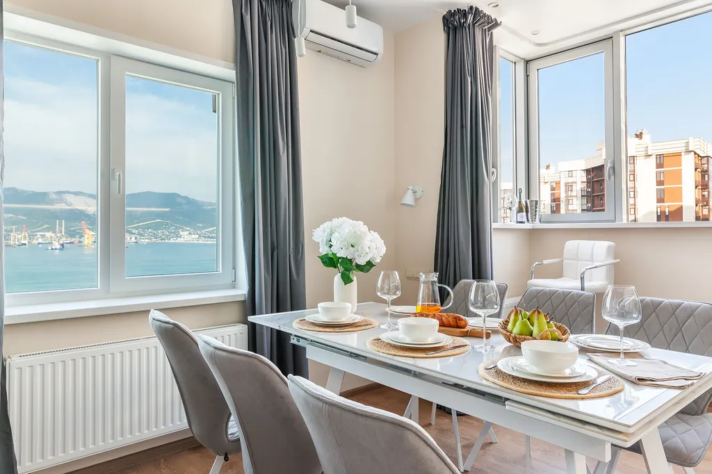 Квартира Апартаменты с 3-мя спальнями с видом на море — аренда посуточно в Новороссийск