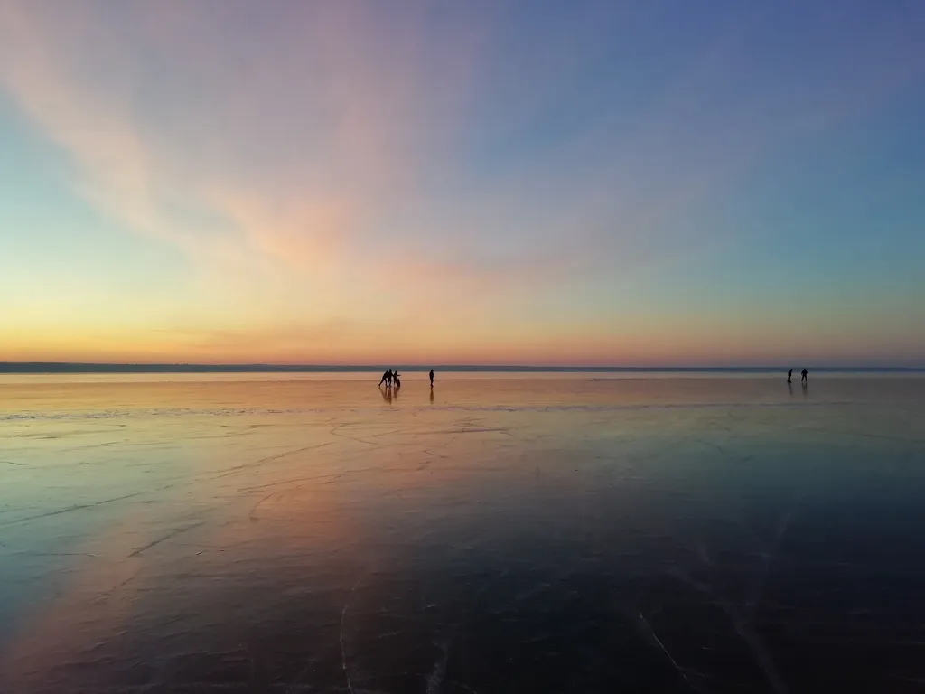 Домик в лесу на берегу Плещеева Озера