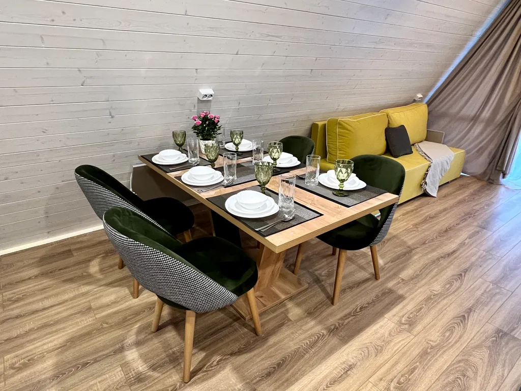 Глэмпинг у реки