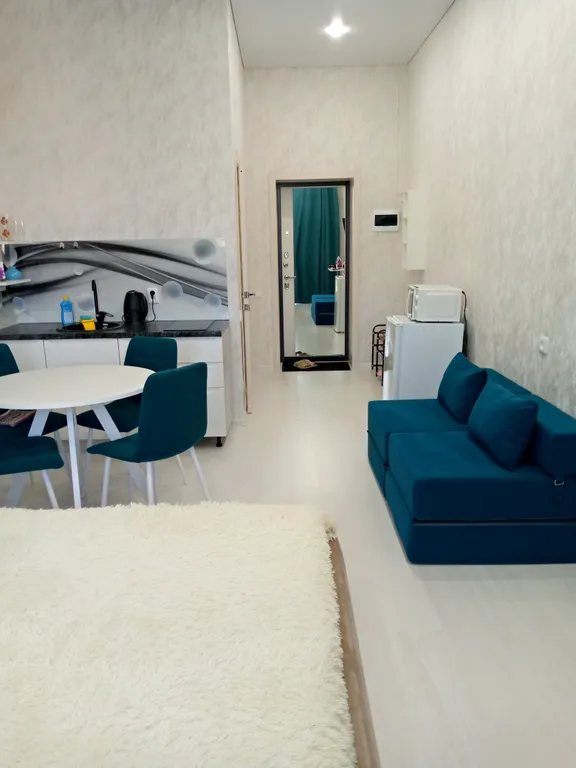 Изумрудная студия с лоджией