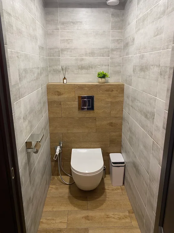 Современный барнхаус у леса рядом с городом