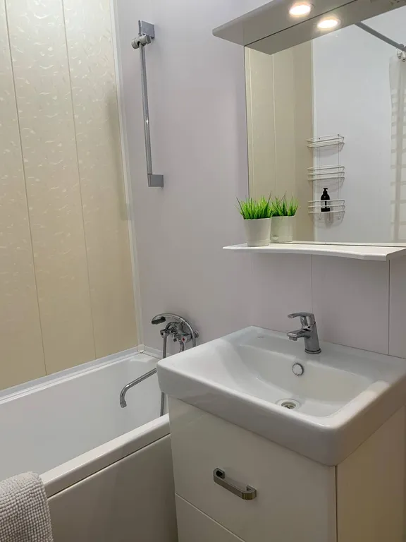 Отличная двухкомнатная квартира в центре