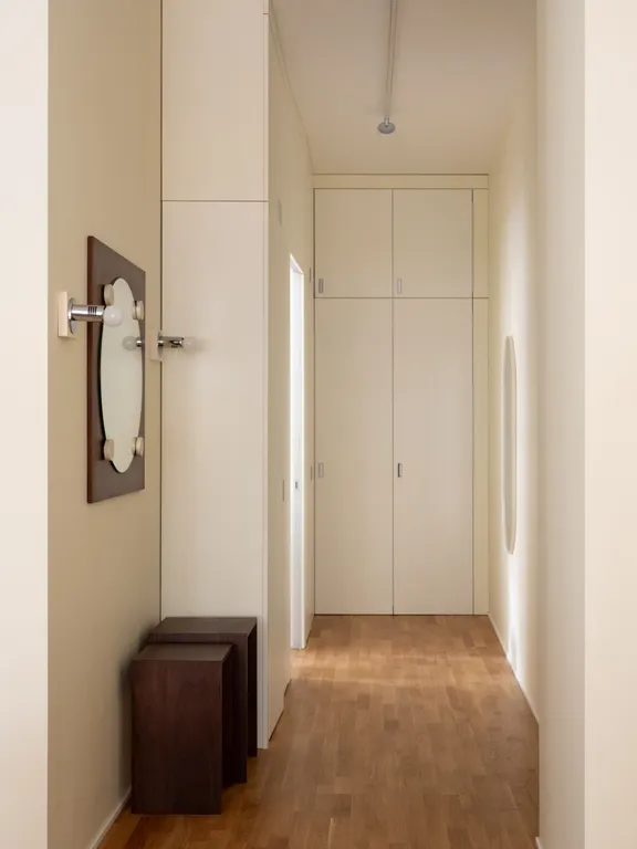 Апартаменты с тремя спальнями на Петроградской стороне