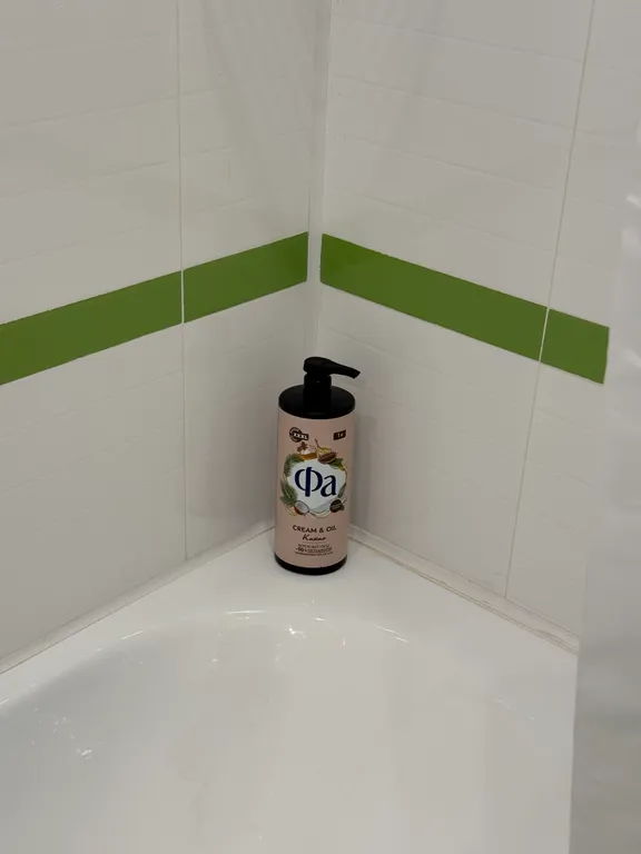 Большая евро-двухкомнатная квартира в самом центре у ТЦ Титан Арена.