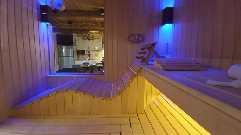 Коттедж Дом с Русской баней Райский уголок — Геленджик