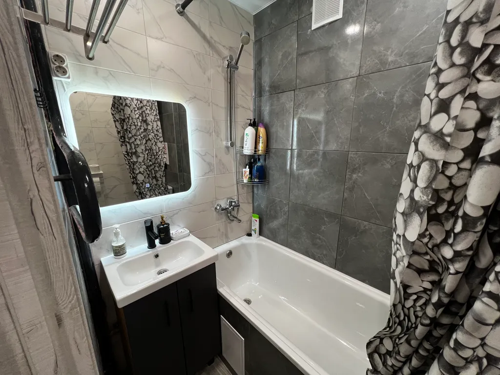 Квартира в центре с удобным расположением и свежим ремонтом