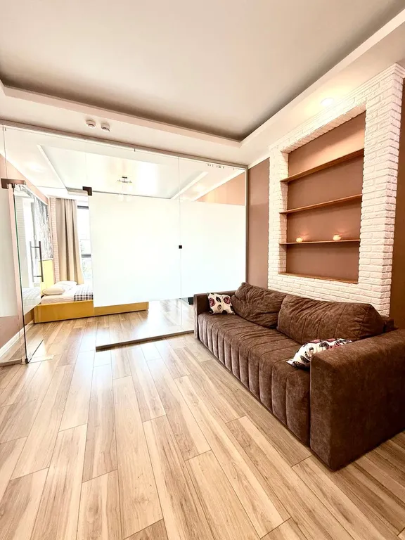 Двухкомнатный апартамент на Гостином дворе