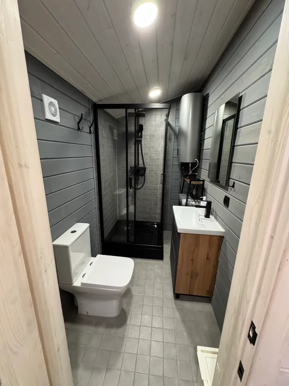 Коттедж Домик на поляне — Светлое