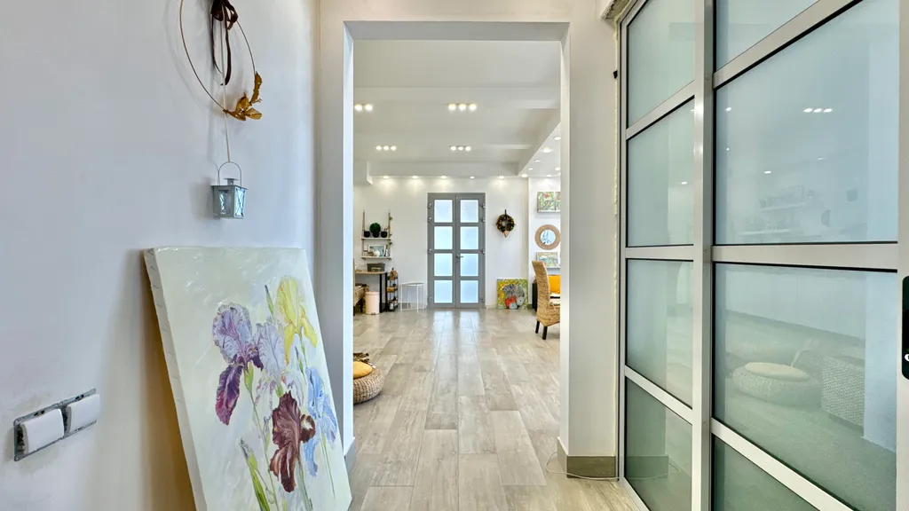 Квартира с дизайнерским ремонтом и видом на море Восход Ялта