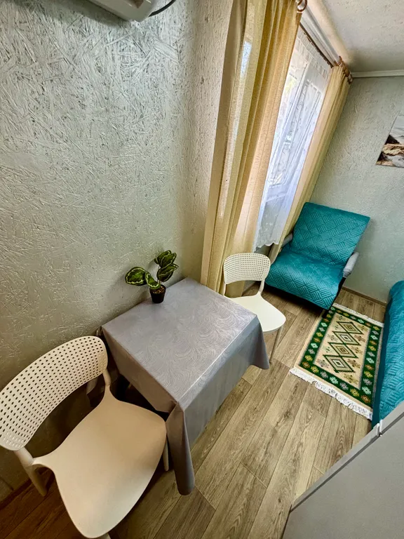 Коттедж Гостевой дом со своим двориком — Широчанка