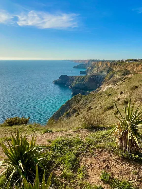 Квартира Для романтической пары или семьи квартира с видом на горы и море — Севастополь