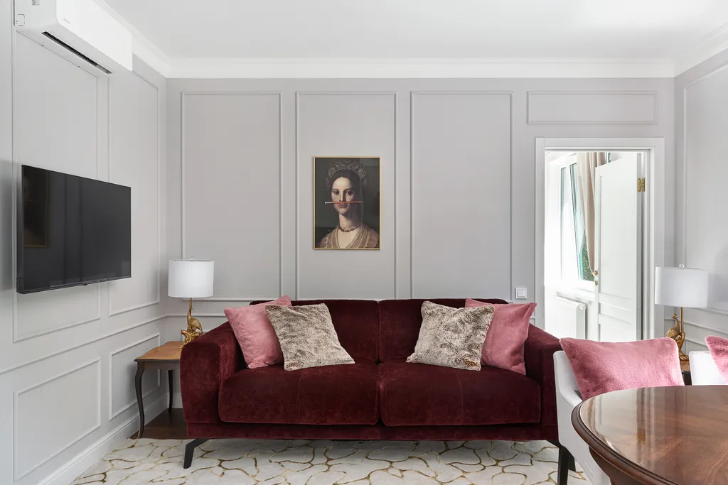 Двухкомнатная дизайнерская квартира в центре by Karmann`s Apartments