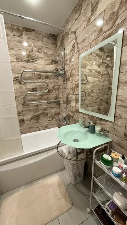 Уютная, свежая квартира с новым евроремонтом