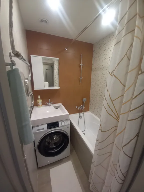 Двухкомнатная квартира после ремонта в центре у жд вокзала