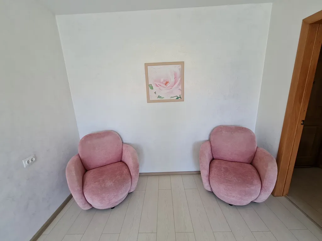 Близко к основным транспортным маршрутам и инфраструктуре