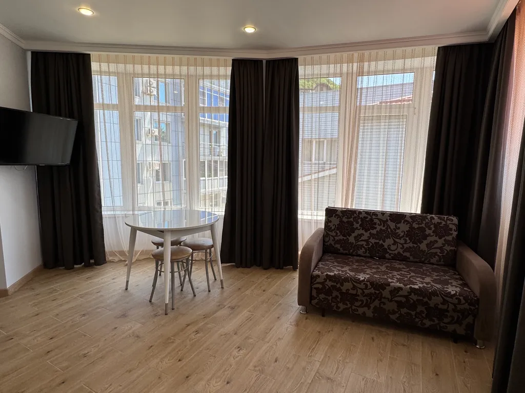 Апартаменты Делюкс 5 местные