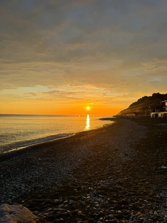 Шикарная студия у моря с 2 балконами