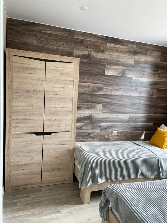 Коттедж Семейный дом с 2 спальнями у леса и озера — Борисово