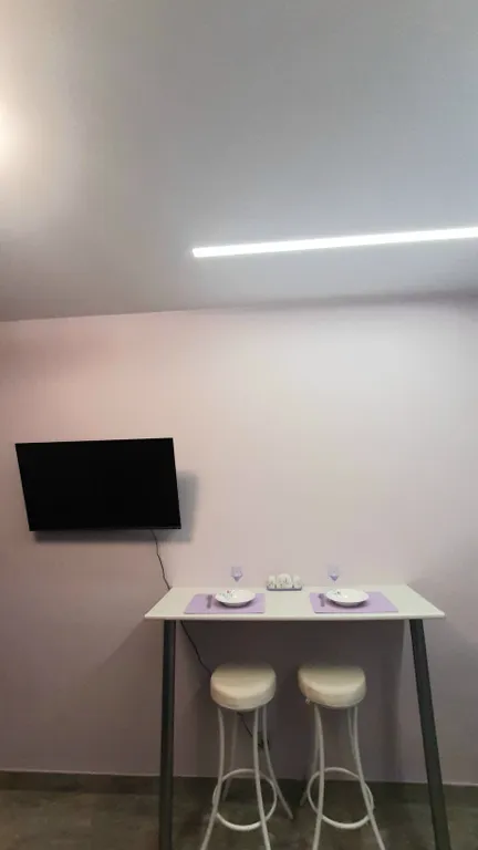 Лавандовая романтичная студия в новом доме