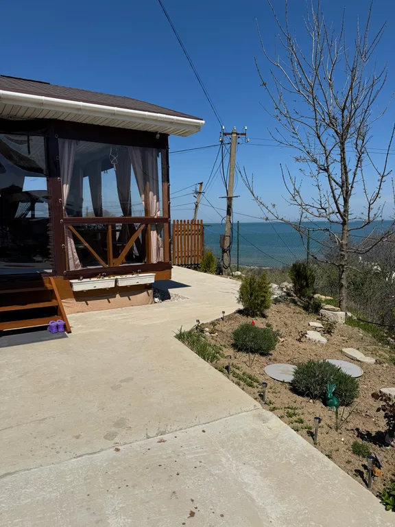 Коттедж Уютный домик на берегу моря — Осовины