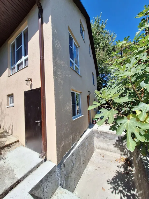 Коттедж Этаж частного дома с отдельной кухней и с/у — Сочи