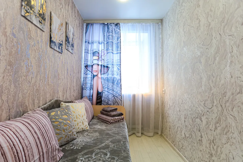 Двухкомнатная квартира в Новокузнецке