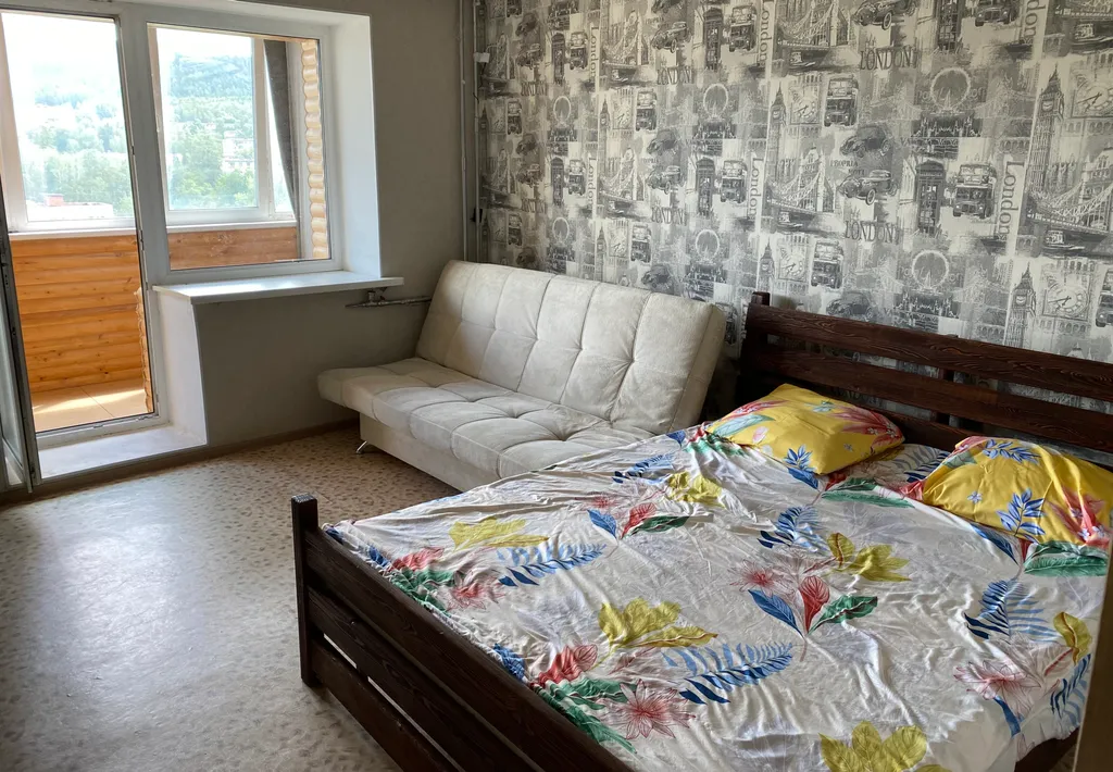 Однокомнатная квартира с благоустроенными лоджиями