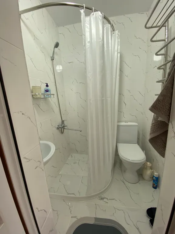 Уютный дом недалеко от берега