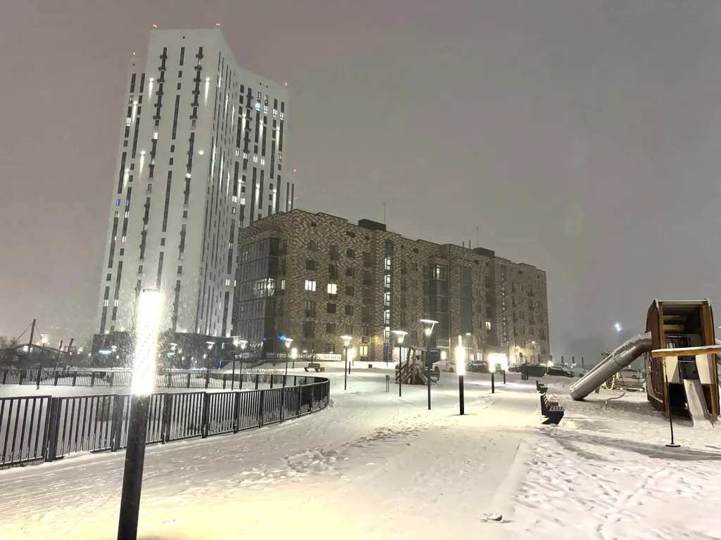 Квартира Квартира Новая, большая евротрёшка в центре с панорамным видом на город — Тюмень