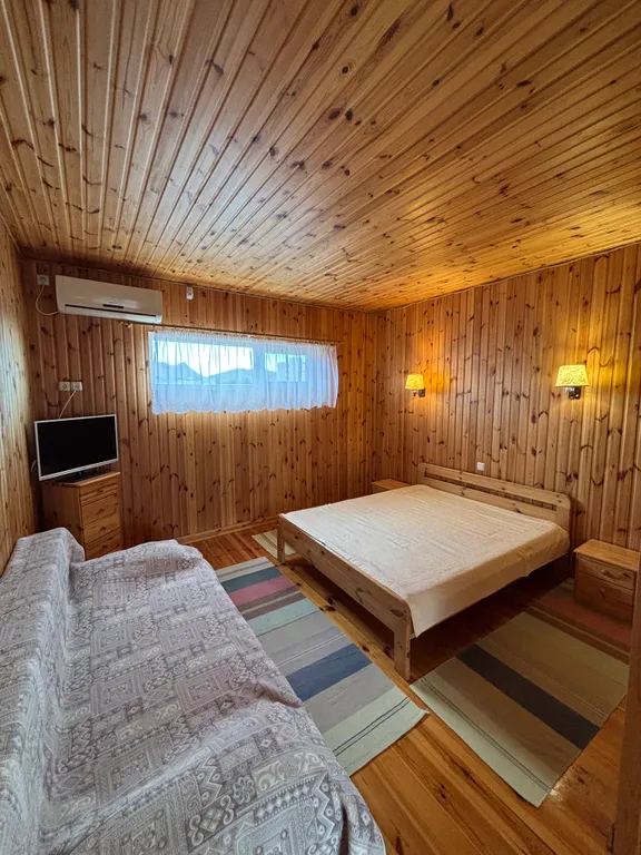 Квартира Номер в 150-ти метрах от моря и печаного пляжа — аренда посуточно в Орджоникидзе