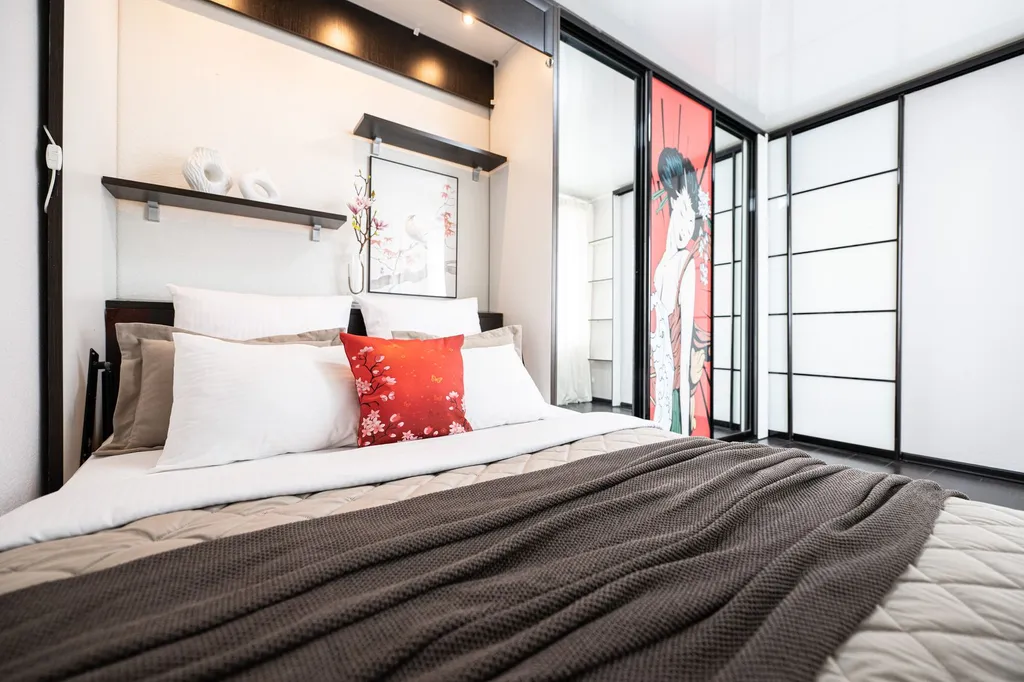 Комфортная квартира на площади Революции