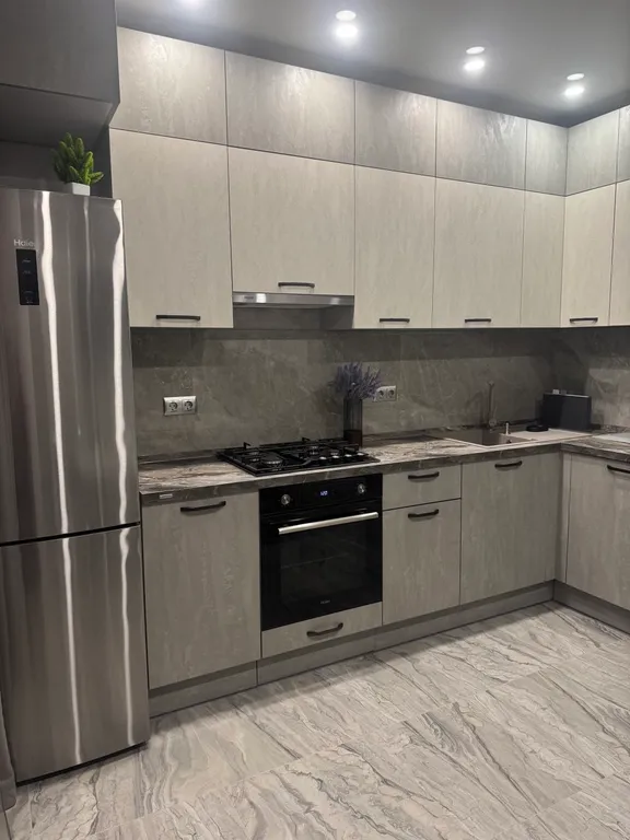 Новая современная квартира в центре города